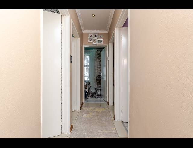 3 BEDROOM HOUSE FOR SALE IN RIVERSIDE VIEW